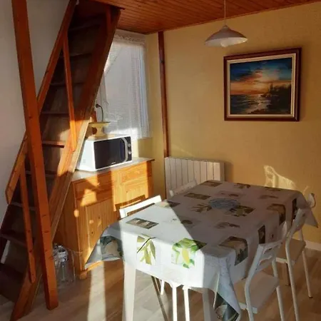 Comfortable Flat Near The Beach Apartment *