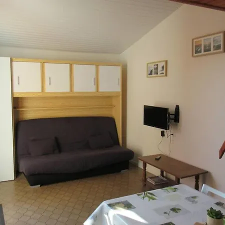Comfortable Flat Near The Beach Apartment Agde